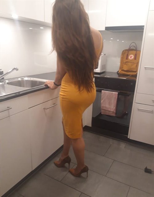 Djoumana, escort in Wolfsburg - 9088